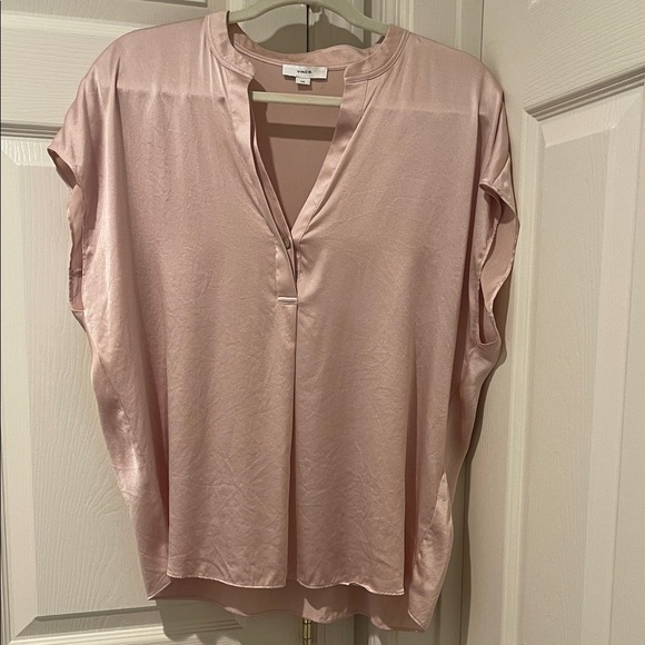 Vince Blush Pink 100% Silk Washable Popover Blouse Size Large - Picture 1 of 14